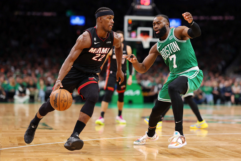 Miami Heat akhirnya berhasil mengamankan tempat di final NBA setelah di gim ke-7 final wilayah Timur mengandaskan perlawanan Boston Celtics.