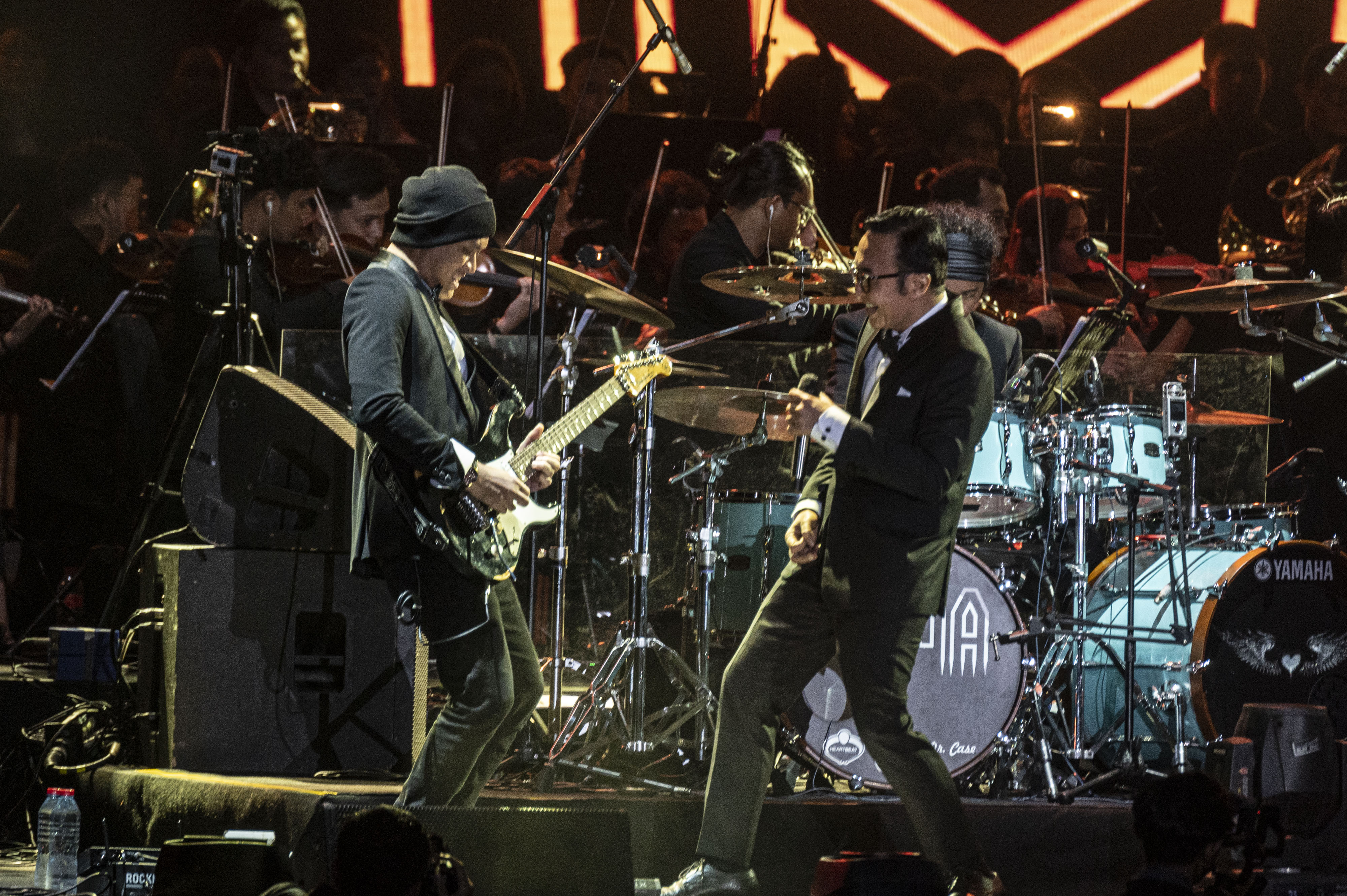 Ari Lasso saat tampil bersama Dewa 19 dalam sebuah konser pada 2022 lalu.