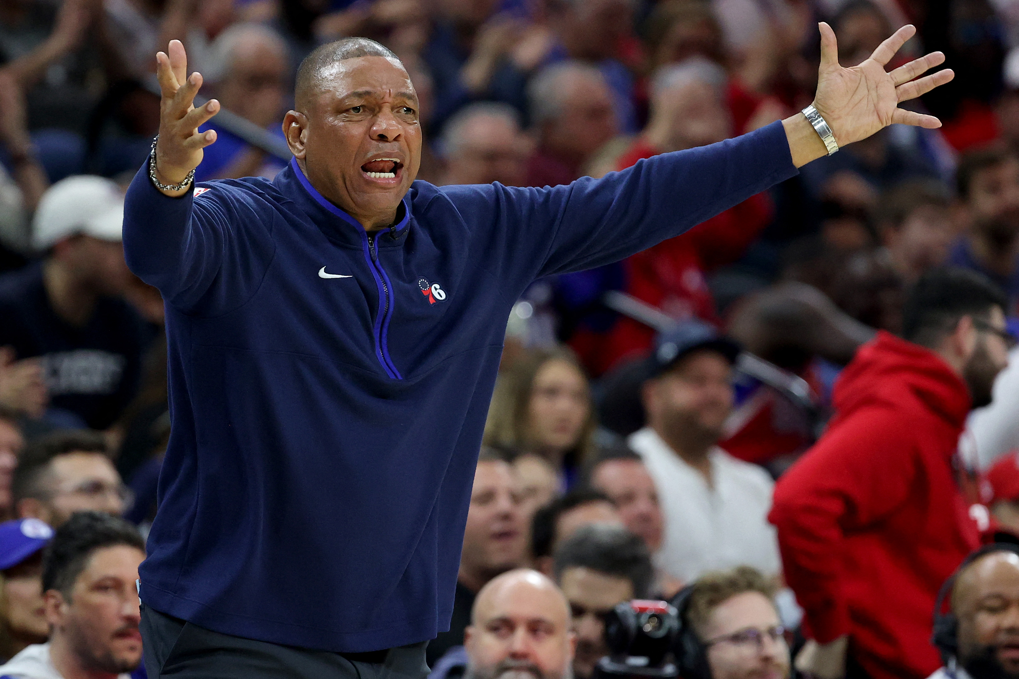 Pelatih Philadelphia 76ers Doc Rivers