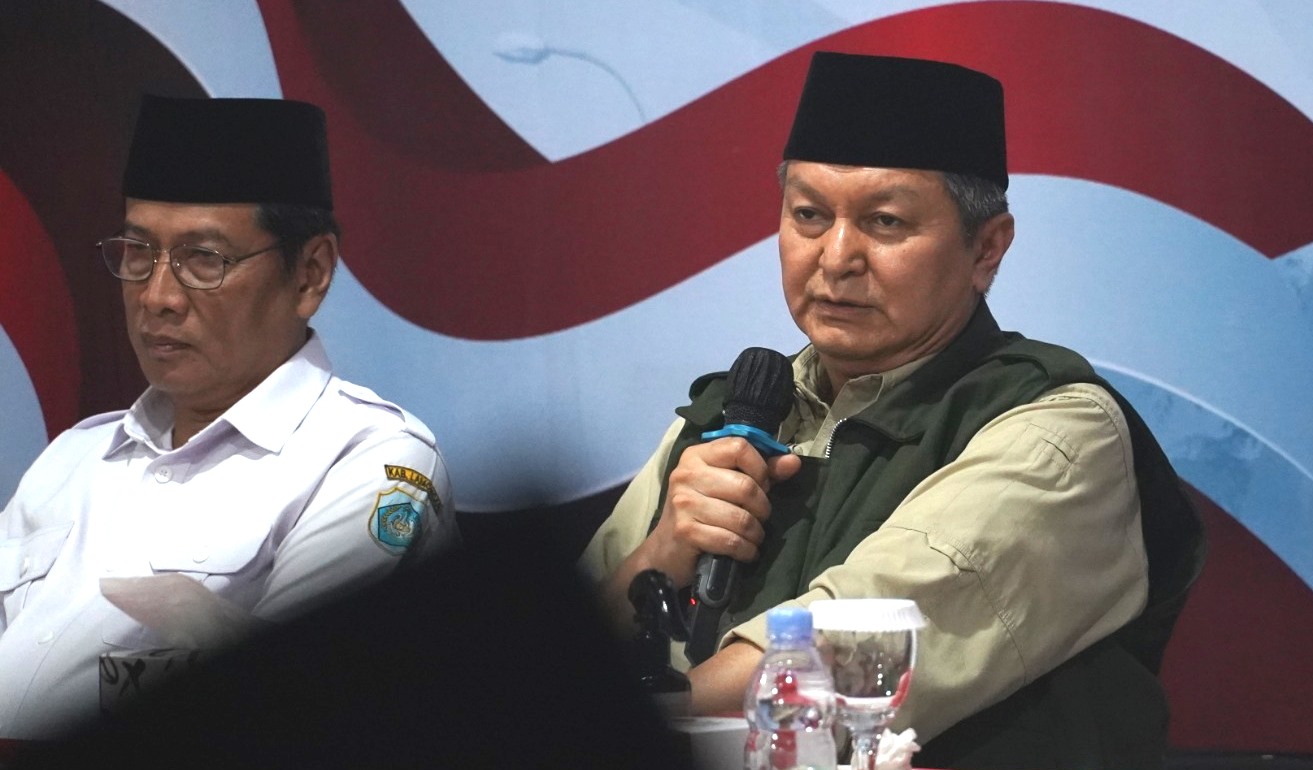 Kepala BNPT Komjen Pol Rycko Amelza Dahniel bersilaturahim dengan mantan narapidana teroris se-Jawa Timur, Jumat (19/5).