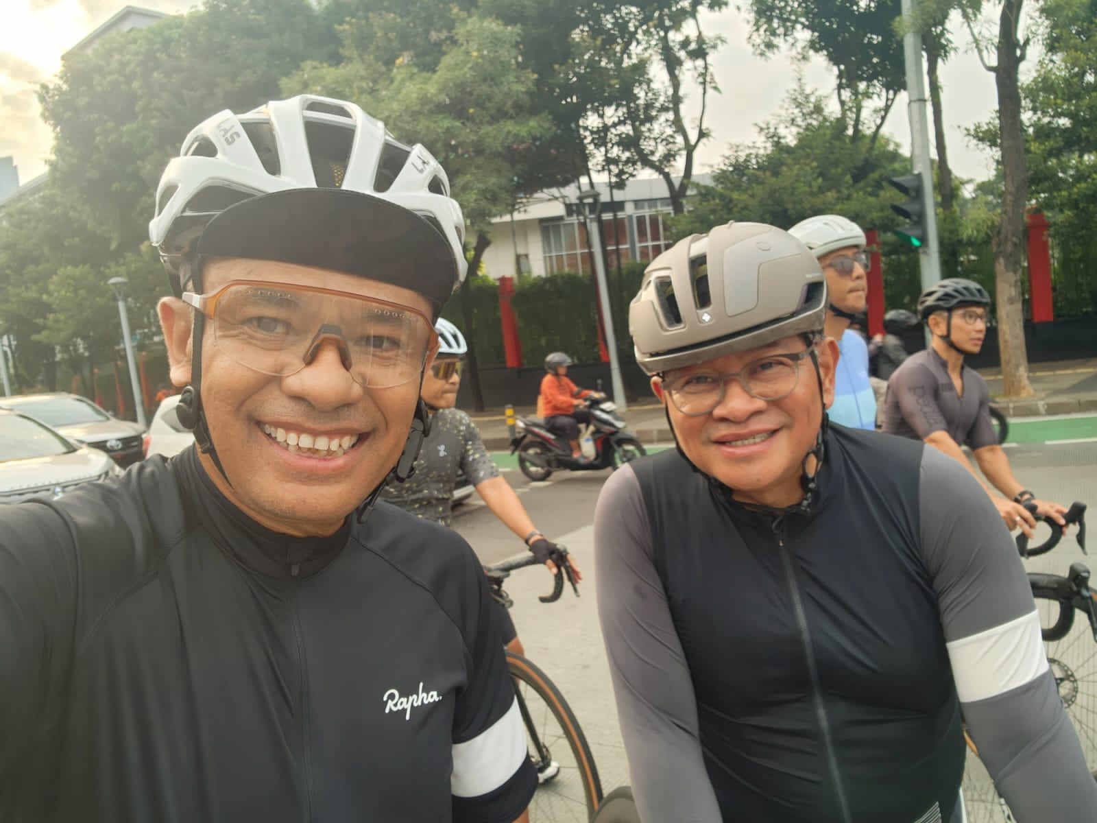 Pramono Anung dan Saleh Husin Gowes 101 KM  