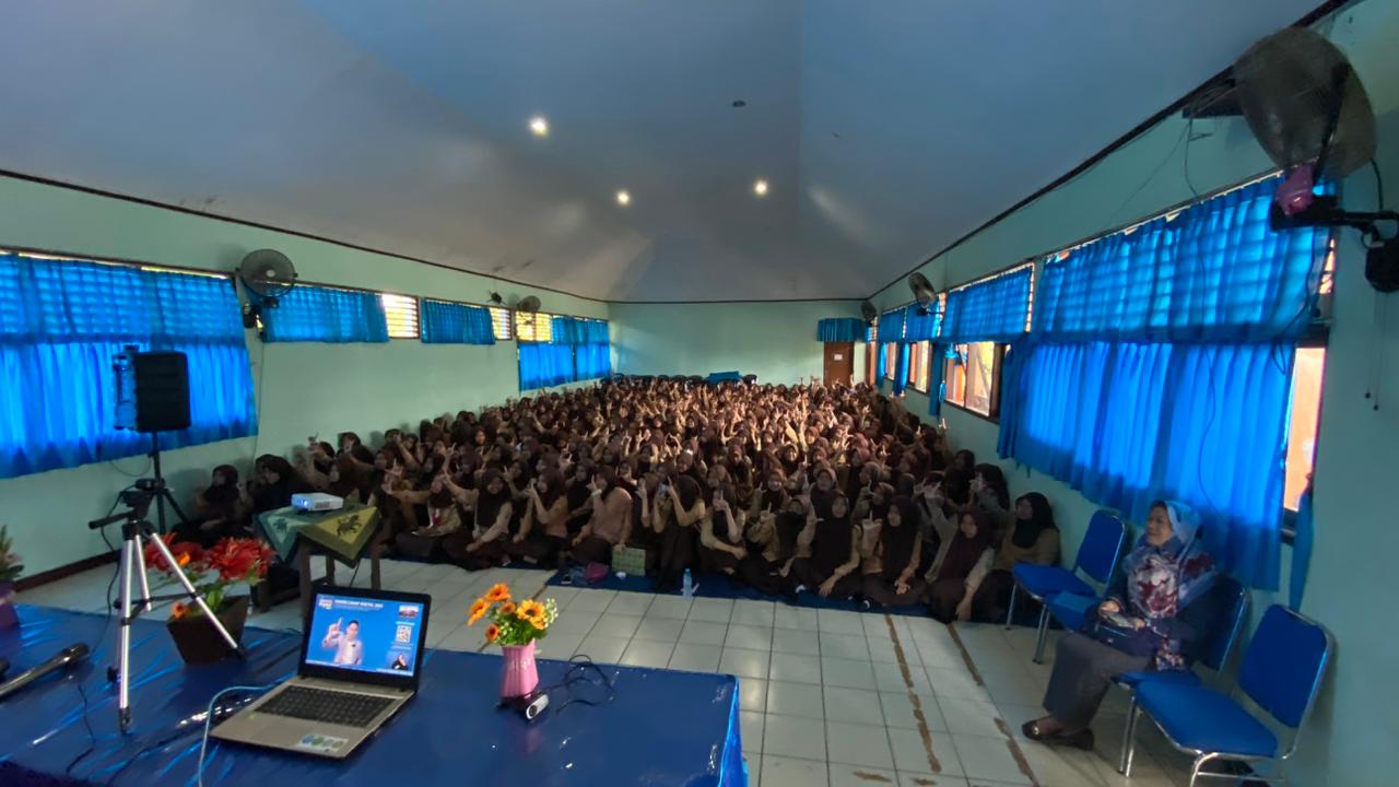 Kemenkominfo Ajak Para Siswa SMA di Bogor Melek Digital 