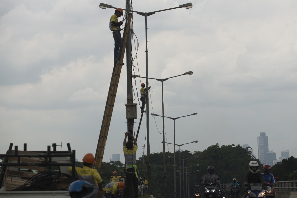 Ilustrasi. Penerangan jalan umum