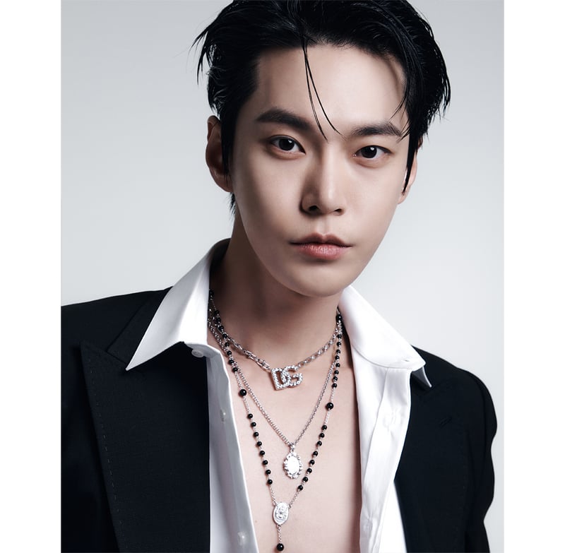 Doyoung dari NCT resmi terpilih menjadi duta (brand ambassador) untuk jenama Dolce & Gabbana untuk Korea dan Jepang.