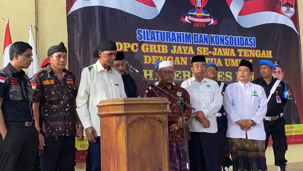 Ketua Umum Gerakan Rakyat Indonesia Baru (GRIB) Jaya H Hercules menggelar silaturahmi dan konsolidasi bersama simpatisan di Pekalongan.