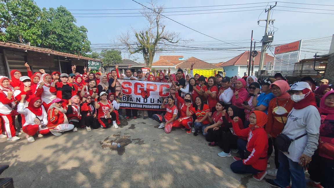 Warga Sumedang dan Bandung bersama  Saung Ganjar Pranowo Center mendeklarasikan dukungan untuk Ganjar Pranowo pada Pilpres 2024