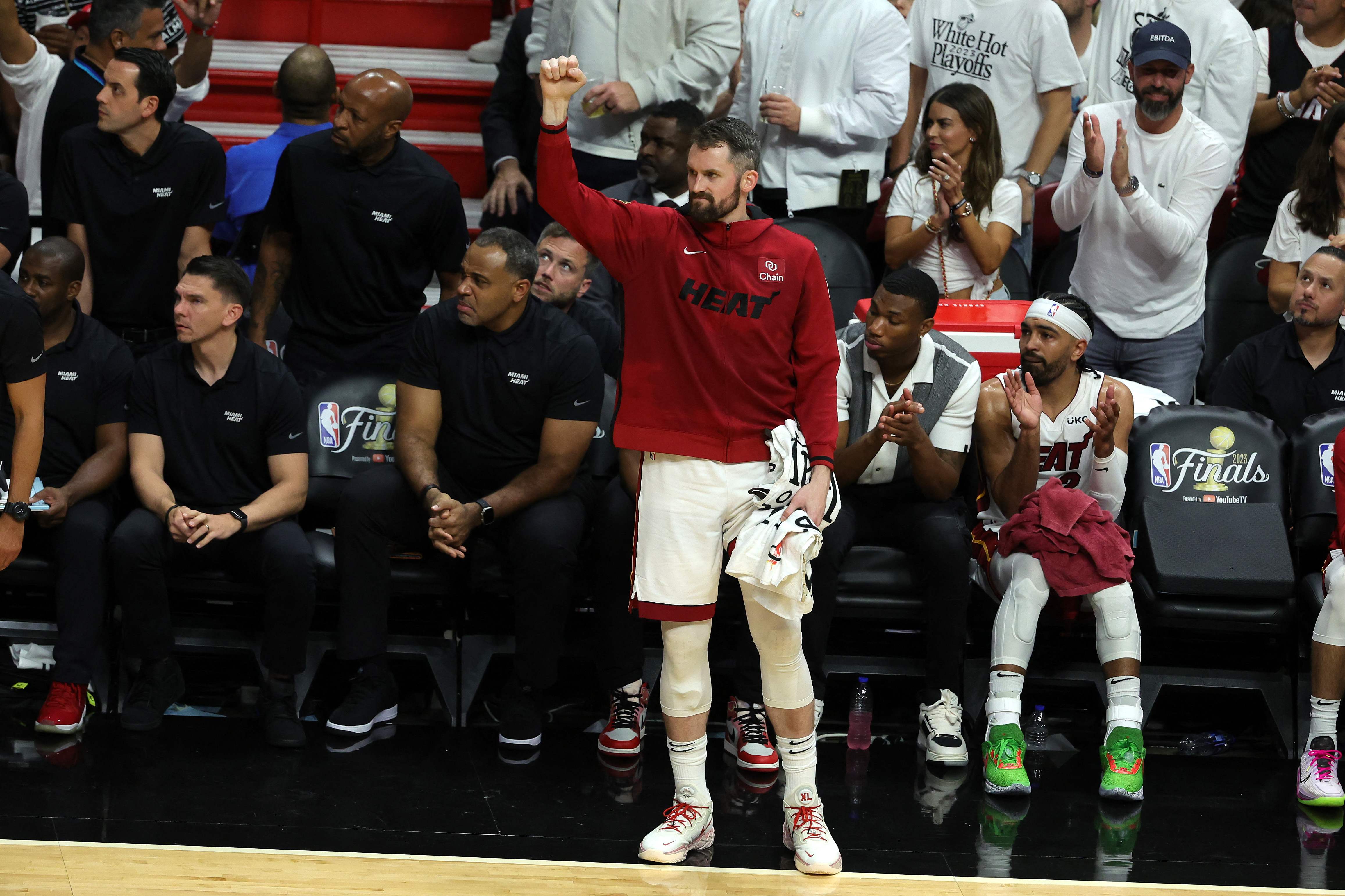 Pebasket Miami Heat Kevin Love