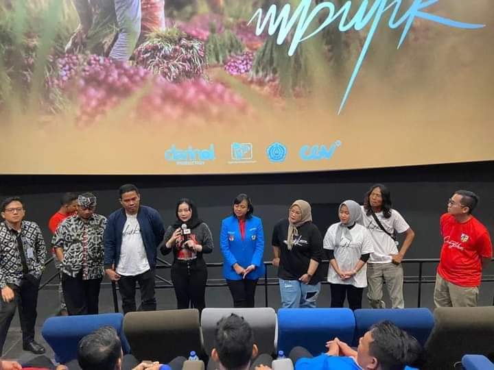 Film Mbutik karya Rizal Wimba diperpanjang masa penayangannya sampai 11 Juni, dari sebelumnya 8 Juni.