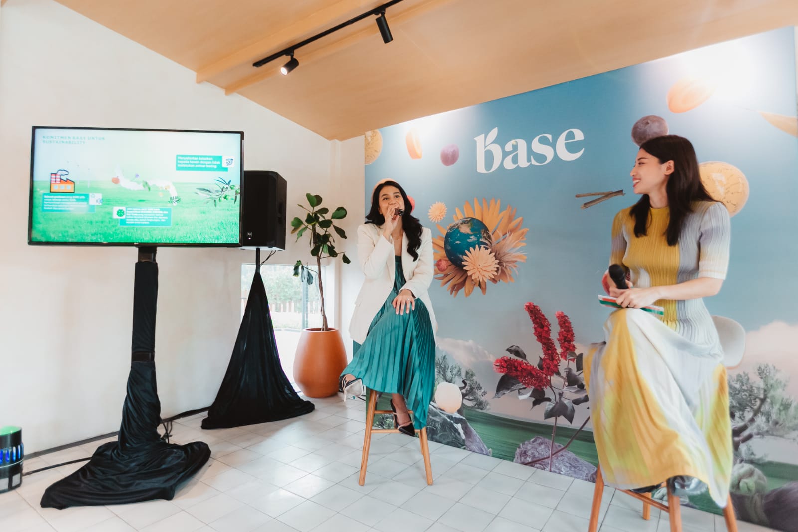 Diskusi soal sustainable beauty dan green consumer oleh Base