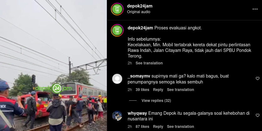 Video amatir kecelakaan KRL dengan angkot di CItayam, Depok.