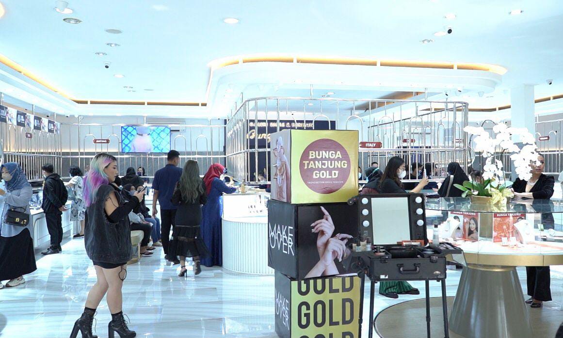 Toko emas dan perhiasan Bunga Tanjung