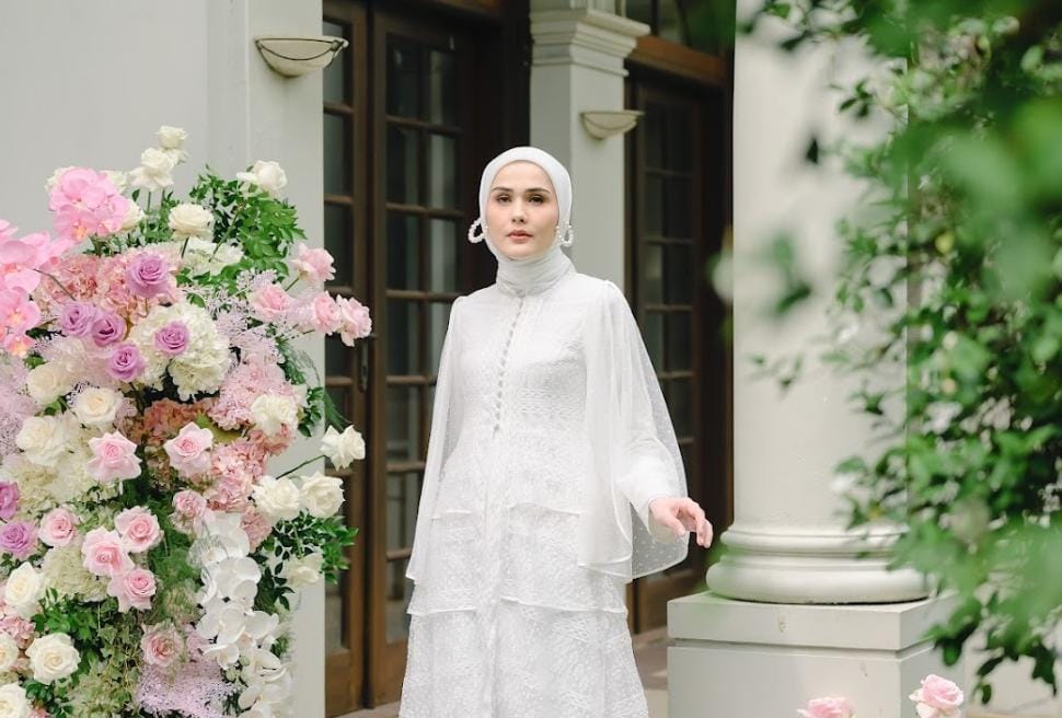 salah satu busana produksi Ainayya