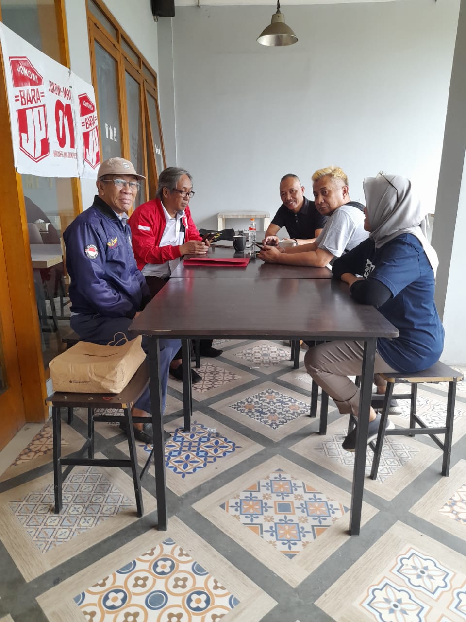 Sejumlah pengurus Bara JP se Bandung Raya menyatakan sikap dan dukungan pada Ganjar Pranowo