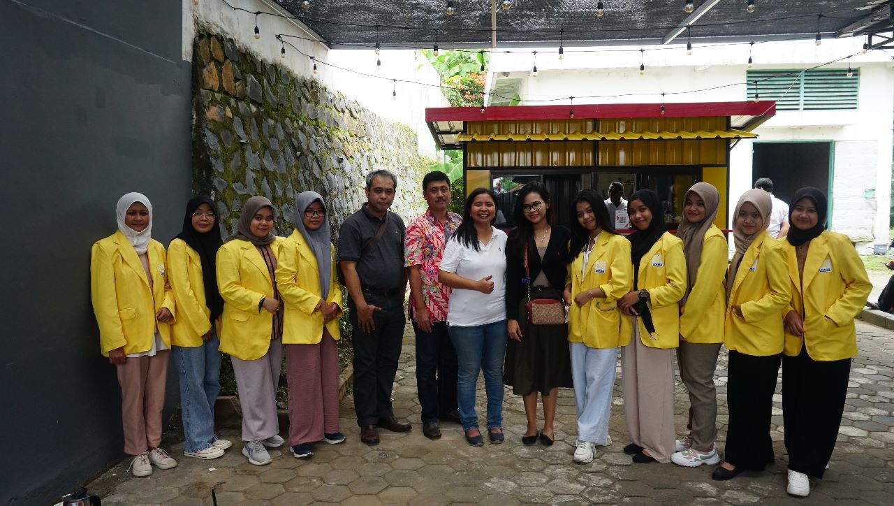 TBIG menjalankan program CSR di bidang pendidikan melalui penyediaan e-learning platform. 