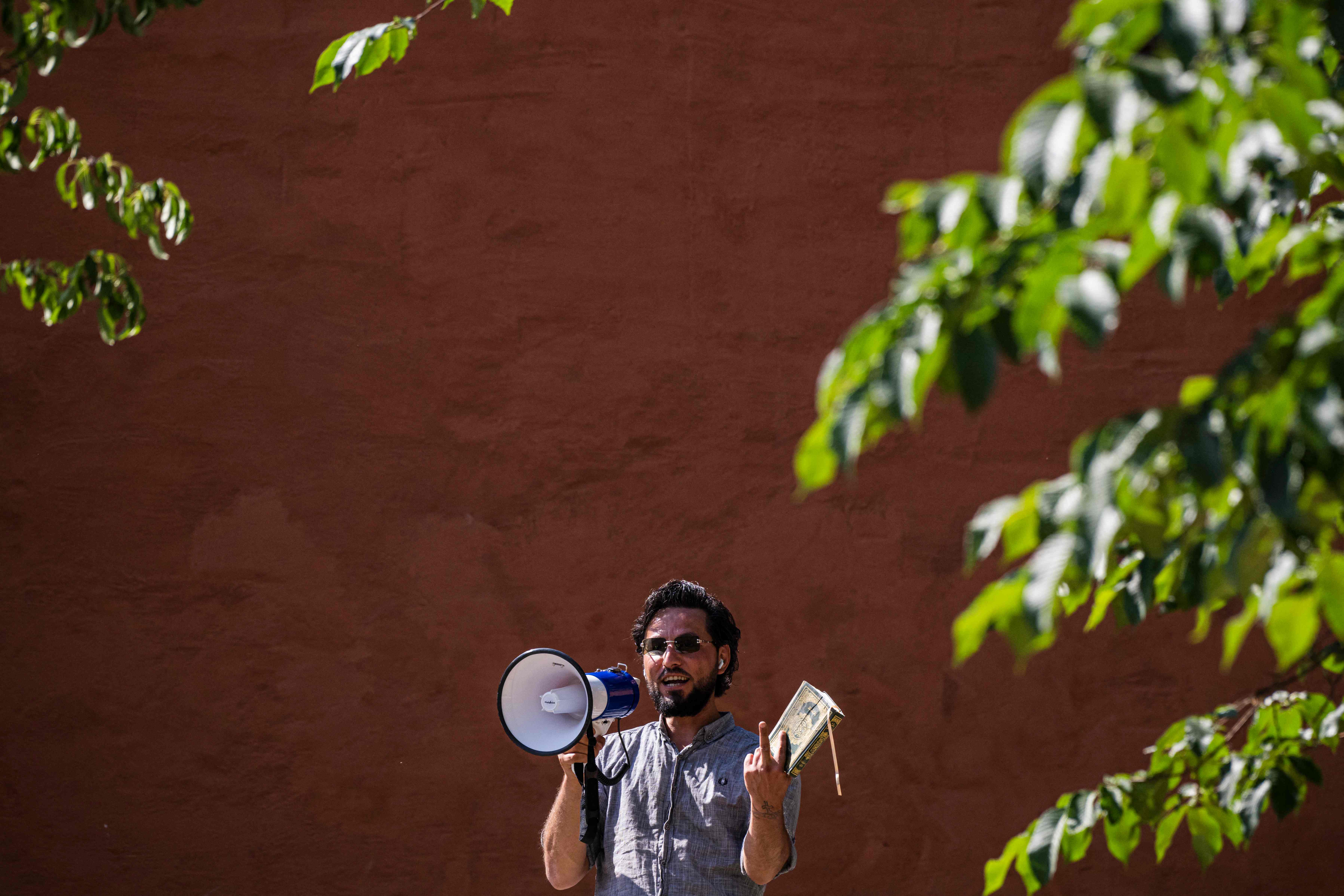 Pelaku Pembakaran Al-Qur'an di Swedia Berencana Ulangi Aksinya