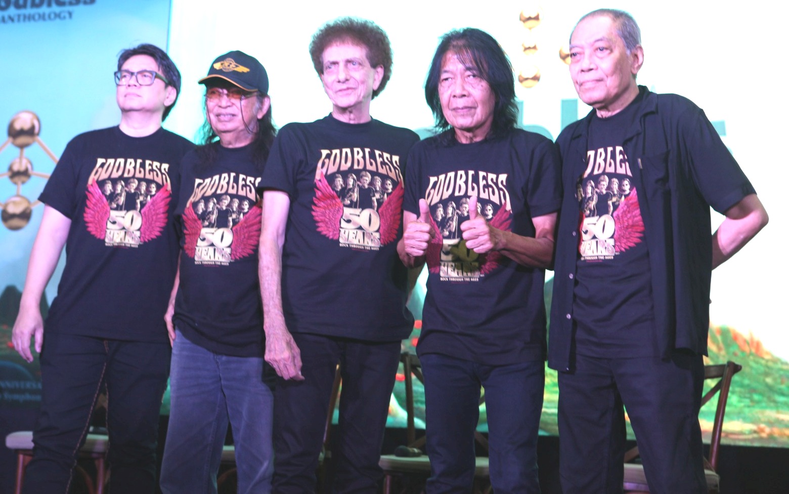 Para personel God Bless