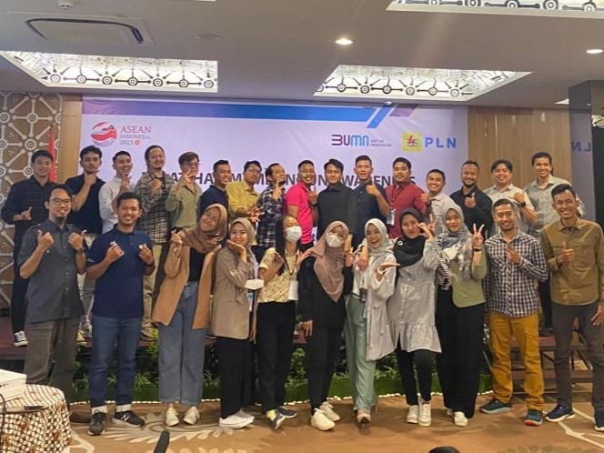  Pelatihan Membangun Kesadaran Keselamatan dan Kesehatan Kerja Melalui Platform Media Sosial UIP3B PLN Kalimantan.