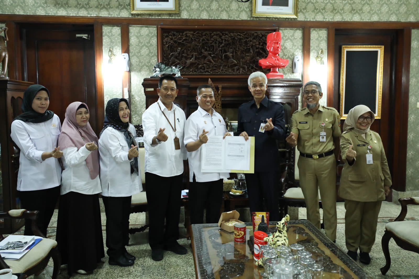 Ganjar Pranowo menerima kunjungan perwakilan BKKBN