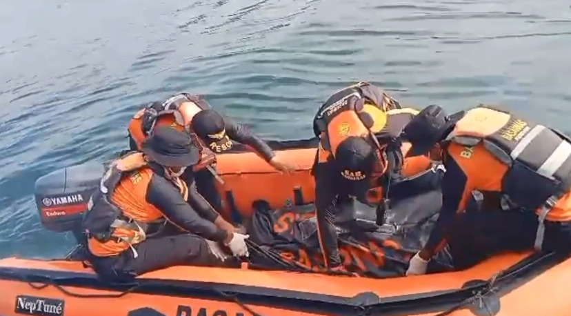 Dosen Muda Tewas Bunuh Diri Loncat dari Jembatan Teluk Kendari