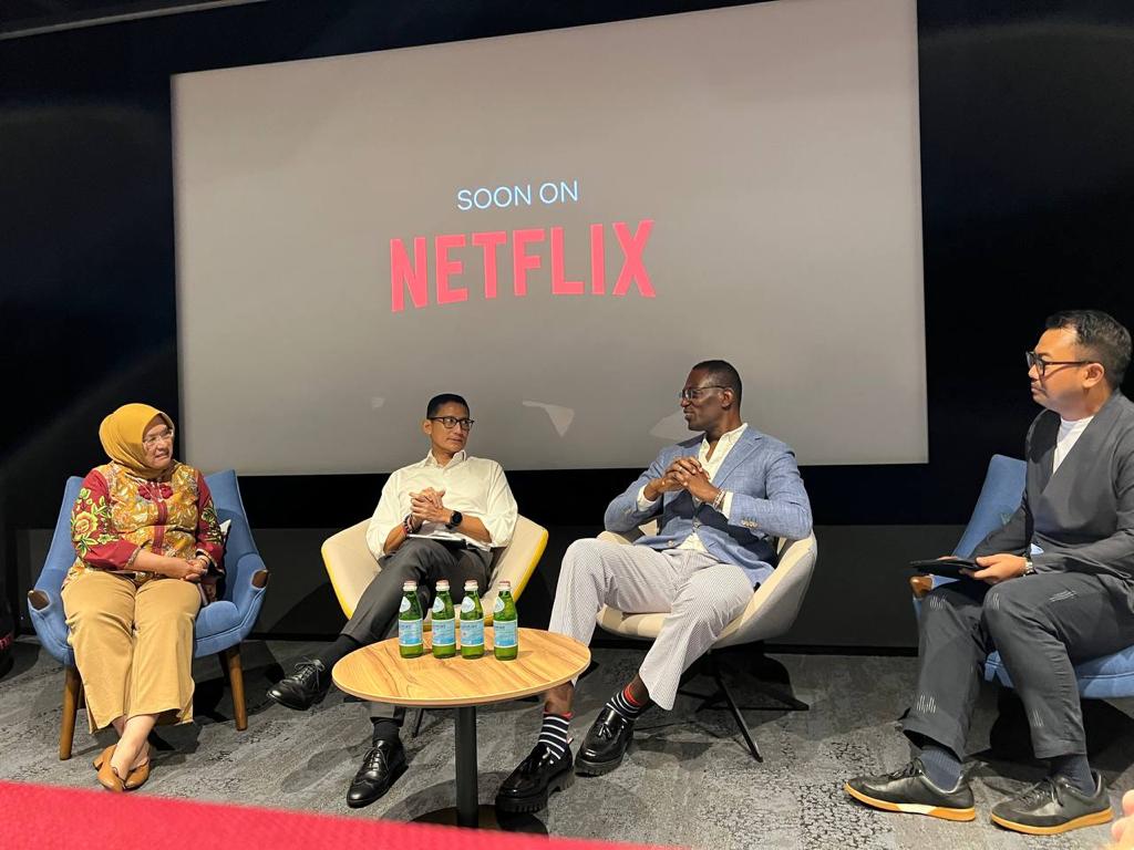 Saat kunjungan dengan Netflix Singapura, pada Jumat (16/6), Menparekraf Sandiaga Uno berdialog dengan jajaran direksi Netflix.