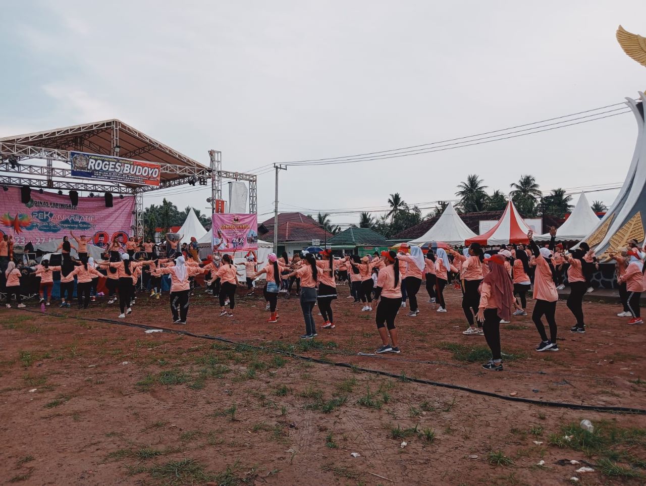 Senam akbar Mak Ganjar di Kutai Kartanegara, Kaltim