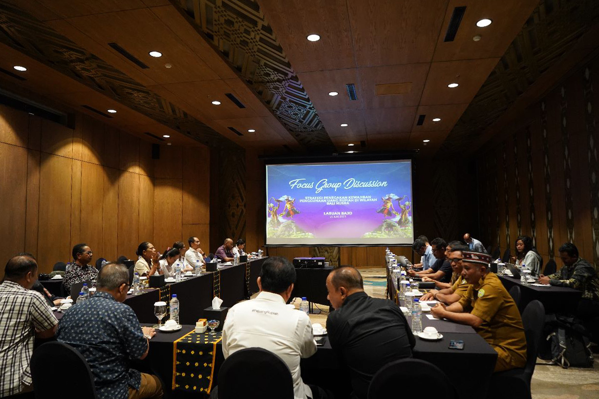 Transaksi Ekonomi di Labuan Bajo Wajib Menggunakan Rupiah