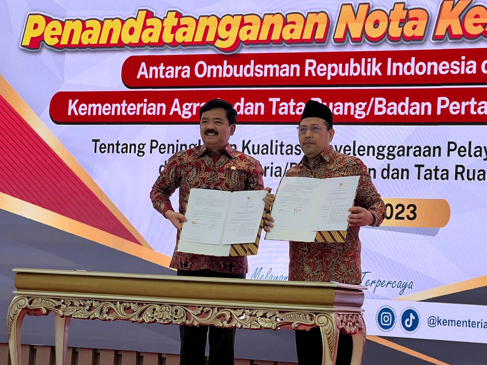 Menteri ATR/BPN Hadi Tjahjanto da Ketua Ombudsman Mokhamad Najih