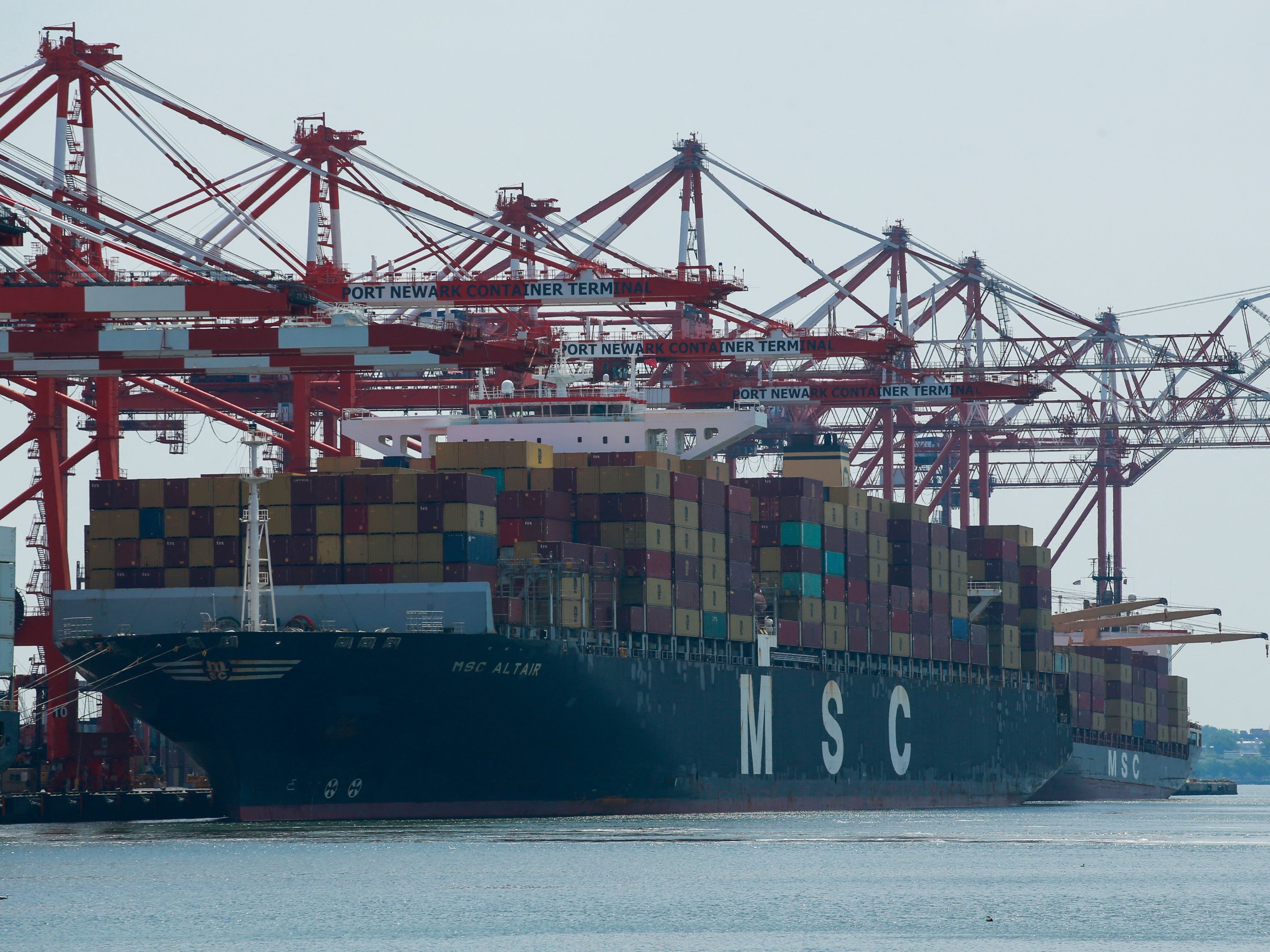 Ekspor Turun, Defisit Perdagangan AS di April Bertambah