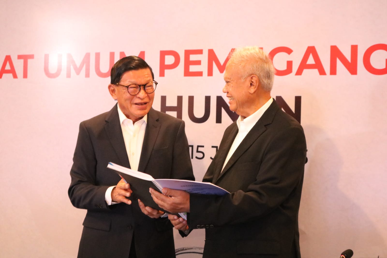 RUPST LPKR tetapkan jajaran direksi dan komisaris tetap. 