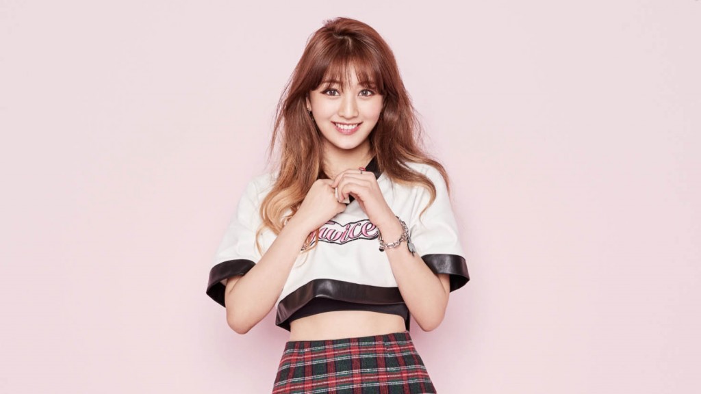 JYP Entertaiment merilis poster Jihyo Twice sebagai artis solo Agustus mendatang.