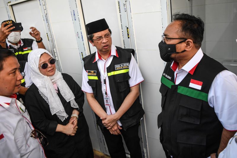 Menteri Agama Yaqut Cholil Qoumas meninjau kesiapan pelaksanaan ibadh haji di Arafah.