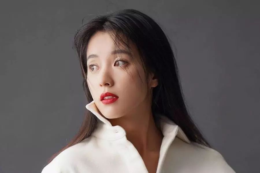 Aktris Korea Selatan Han Hyo-joo