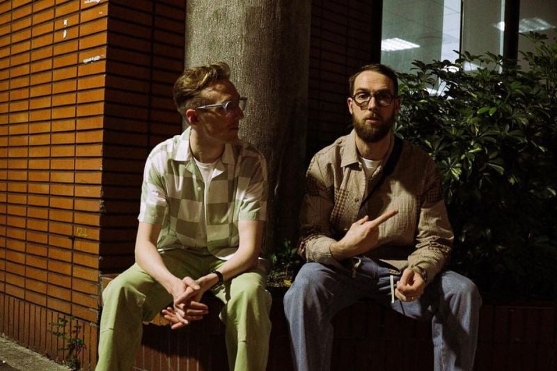 Duo musik asal Inggris, Honne