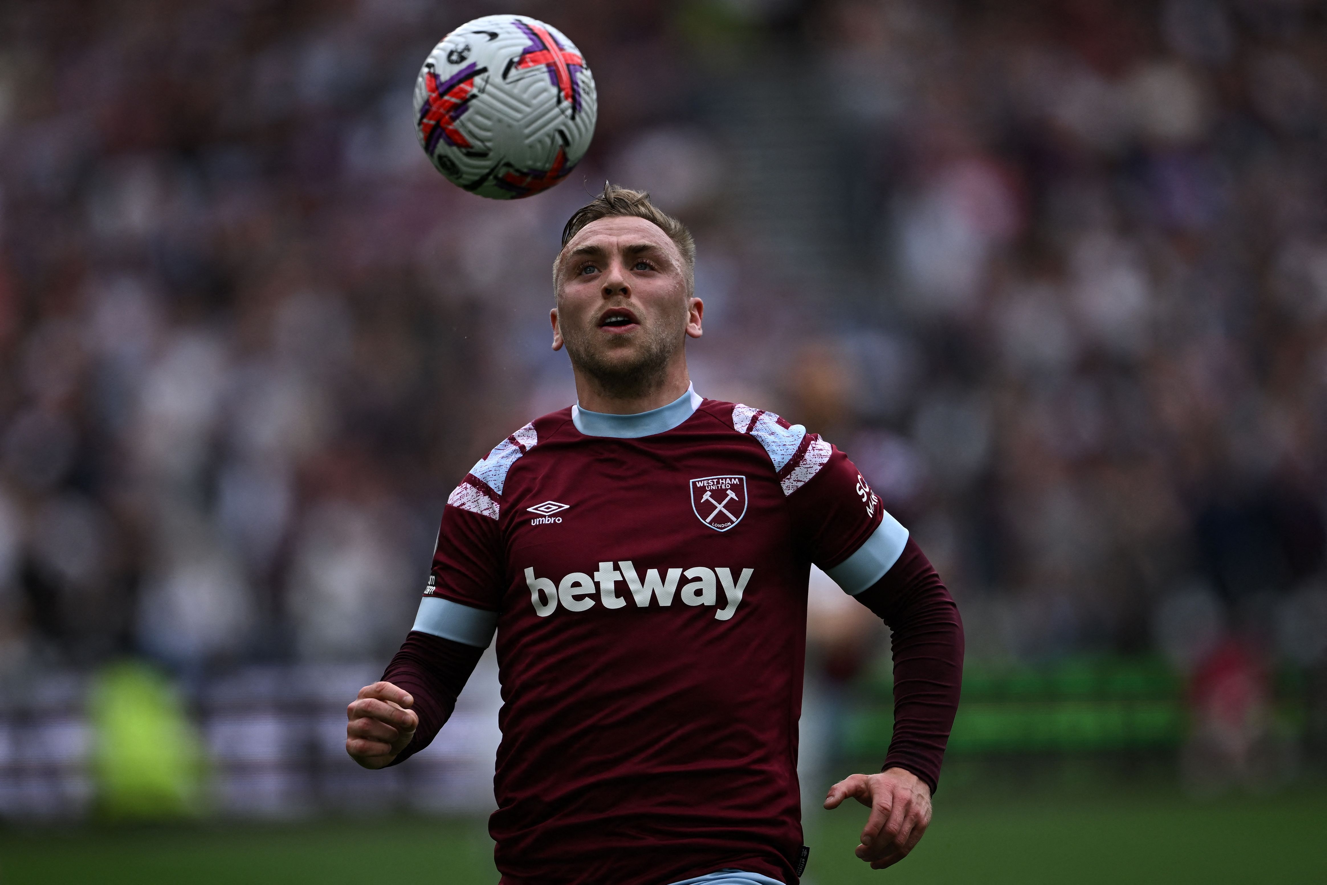 Gelandang West Ham United Jarrod Bowen