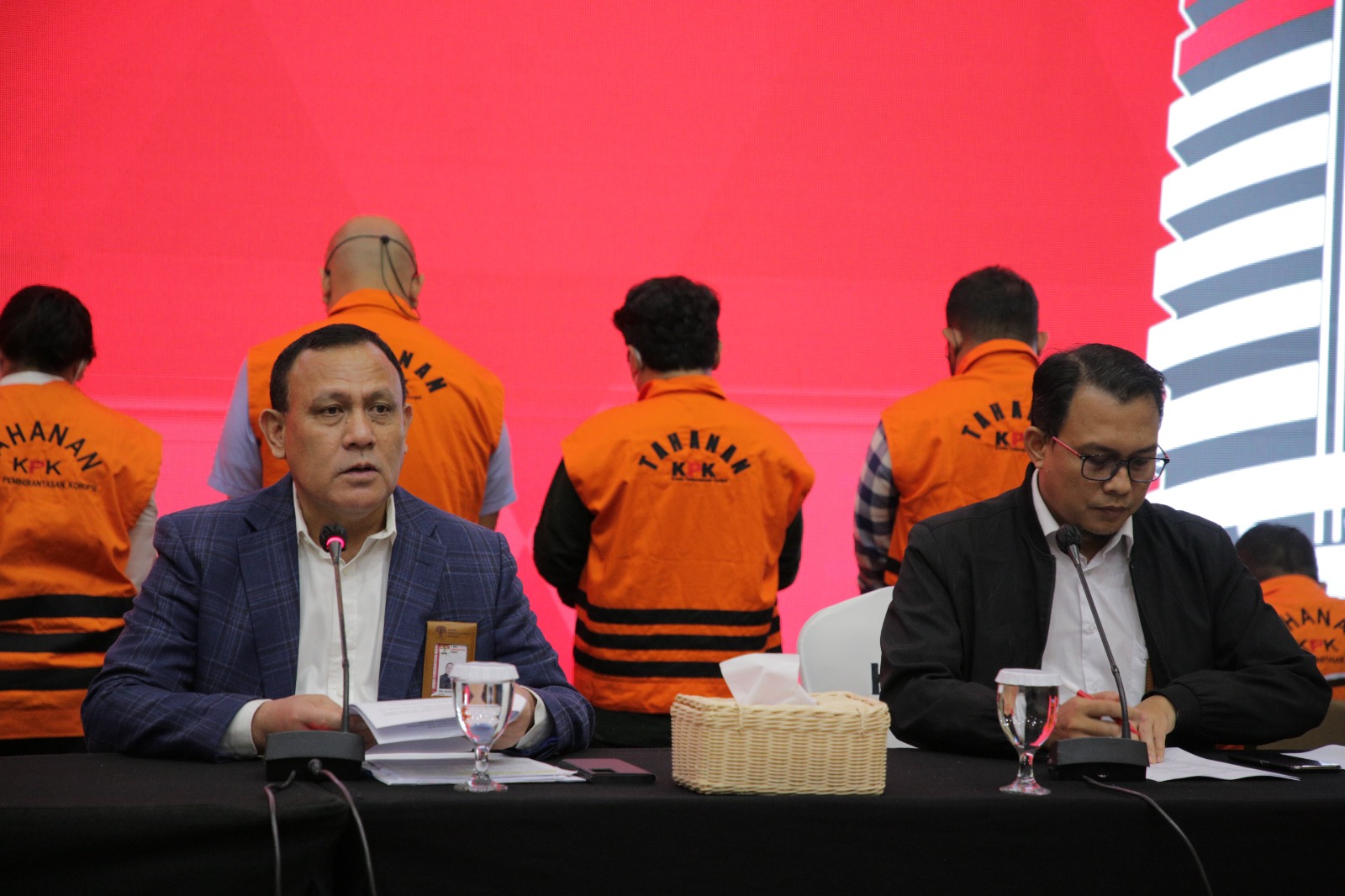 Konferensi pers KPK soal penahanan tersangka kasus korupsi tukin Kementerian ESDM