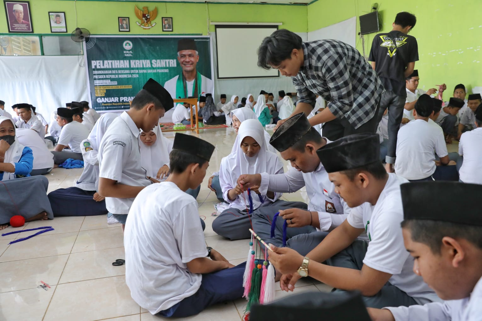 Pelatihan kriya Santri di Makassar, Sulawesi Selatan