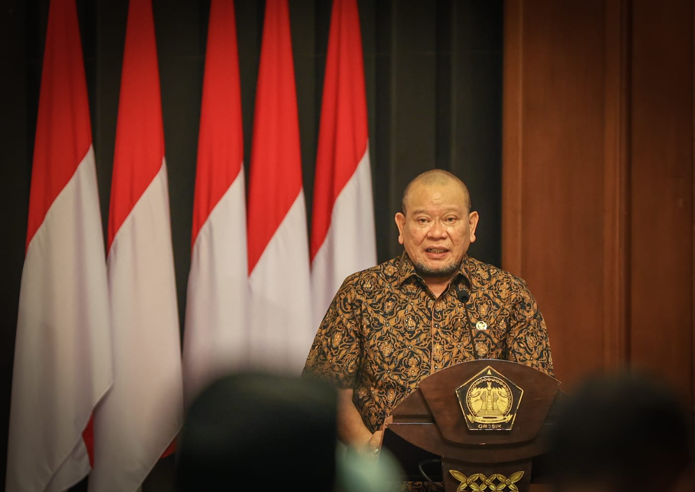 Desa harus mampu menjadi kekuatan ekonomi mengingat pemerintah pusat telah menggelontorkan Dana Desa selama ini.