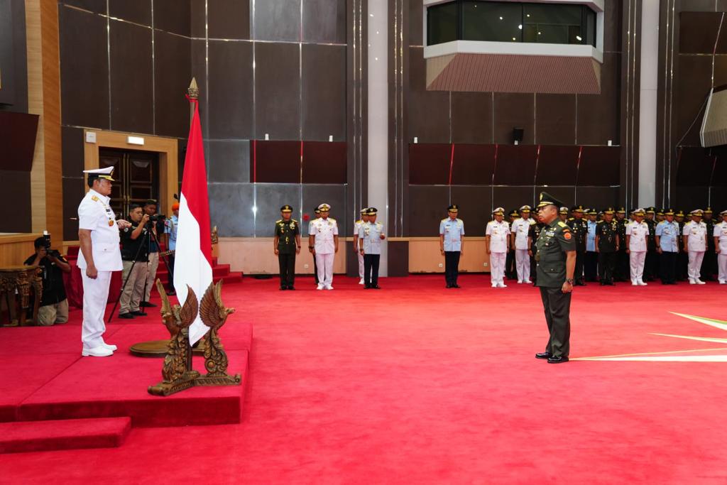 Mayor Jenderal TNI Dedy Agus Purwanto saat menerima kenaikan pangkat dari brigadir jenderal menjadi mayor jenderal
