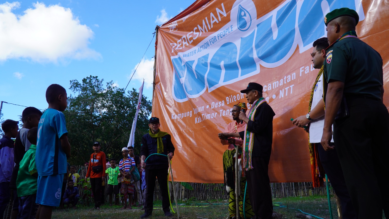 BWA meresmikan proyek wakaf sarana air bersih di Kampung Tuniun, Desa Bileon, Kecamatan Fautmolo, Kabupaten Timor Tengah Selatan, NTT.