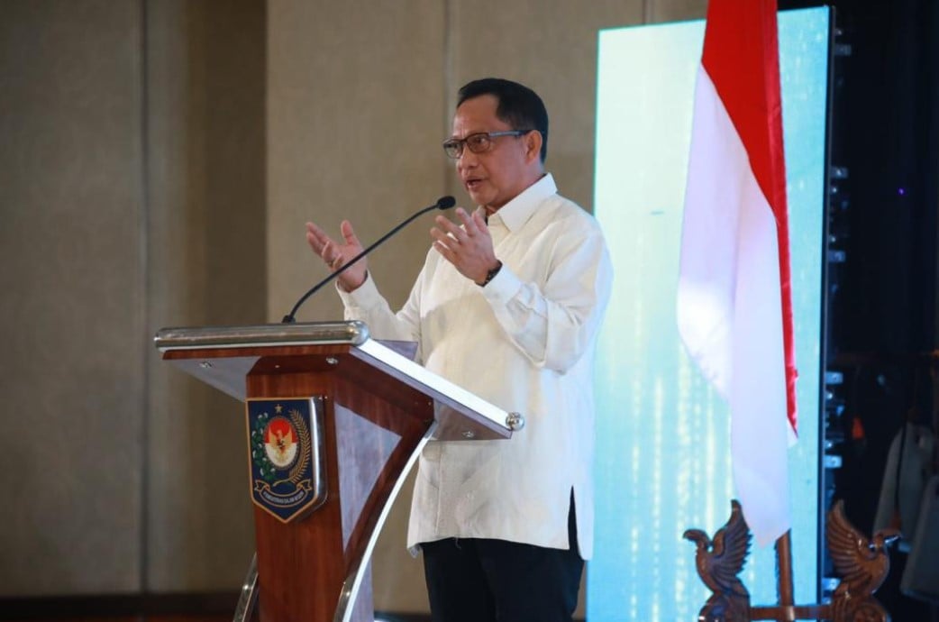 Mendagri Tito Karnavian kala memberikan arahan kepada para camat menjelang Pemilu 2024.