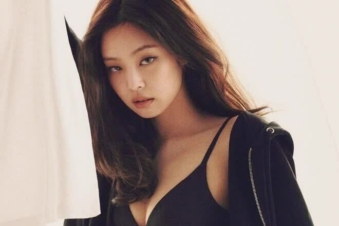 Jennie Blackpink dituduhs ebagai pencari perhatian usai kejadian turun panggung di tengah konser