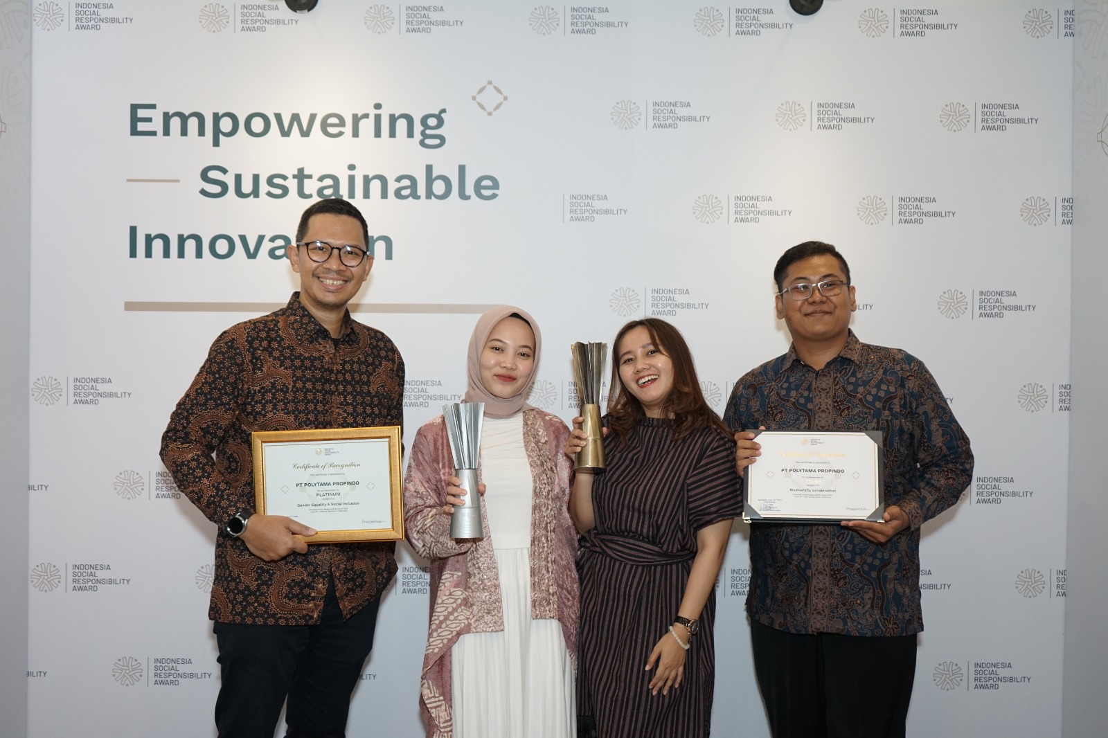 Menciptakan inovasi dalam program I-Masaro dan Taman Kehati, PT Polytama Propindo (Polytama) meraih penghargaan pada ajang ISRA 2023.