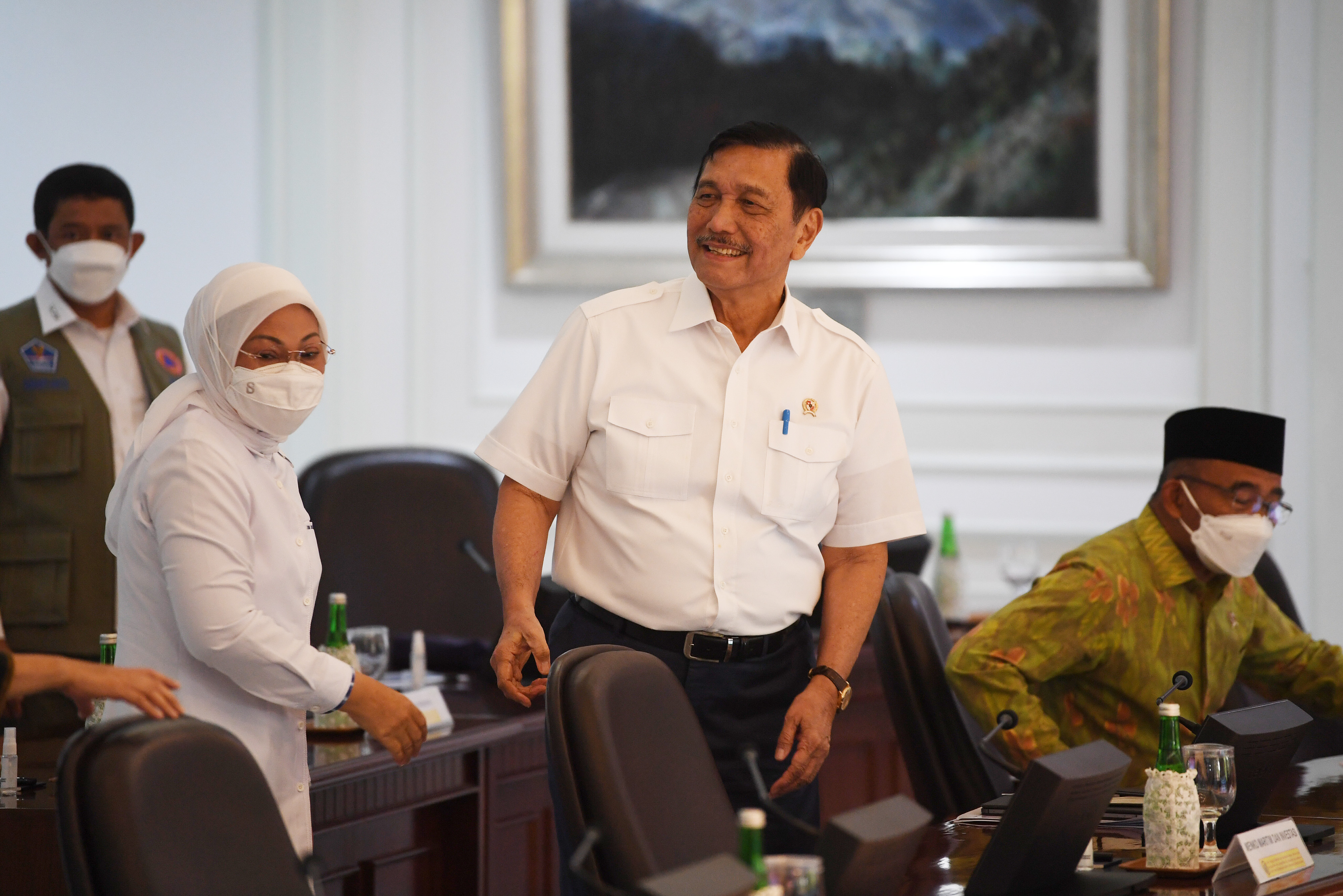 Luhut Tagih Rp300 Triliun Pendanaan Transisi Energi ke AS 