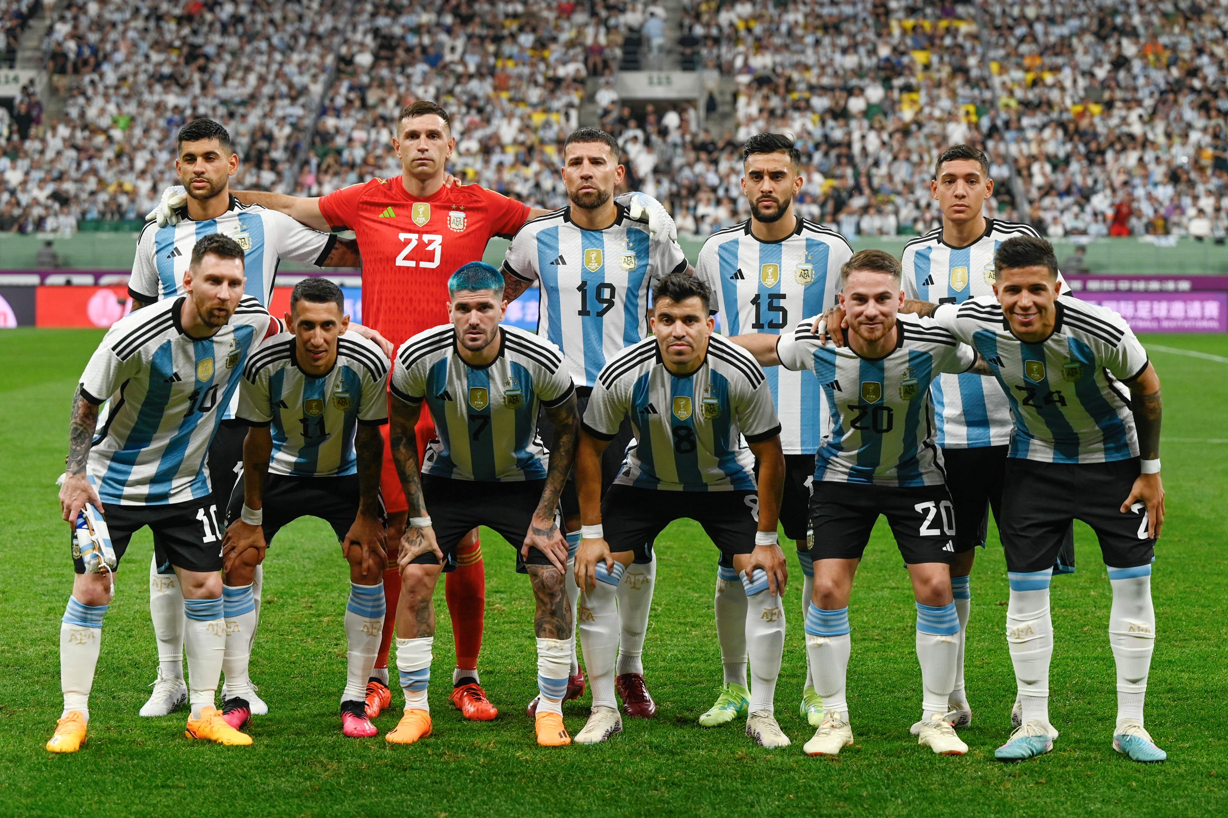 Skuad Timnas Argentina saat melawan Timnas Australia dalam FIFA Matchday di Beijing, Tiongkok, 15 Juni 2023.