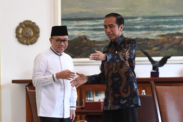 Presiden Joko Widodo dan Ketua Umum PAN, Zulkifli Hasan.