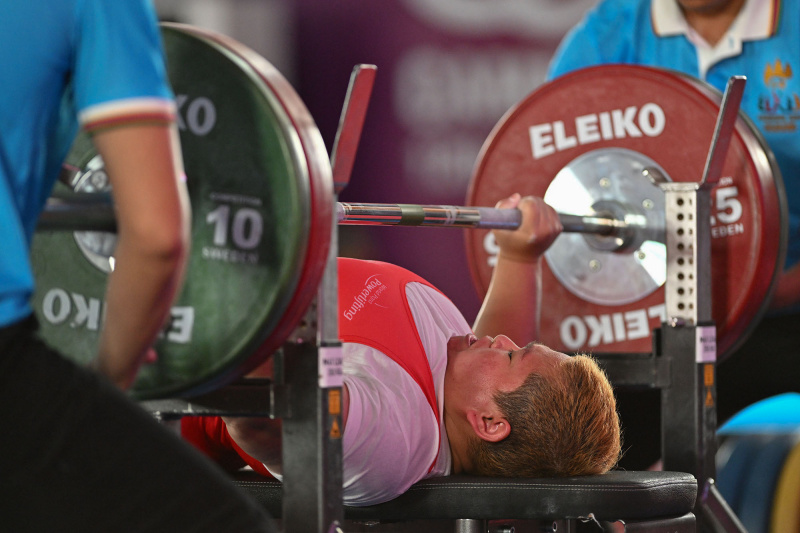 Skuad powerlifting Indonesia di APG Kamboja