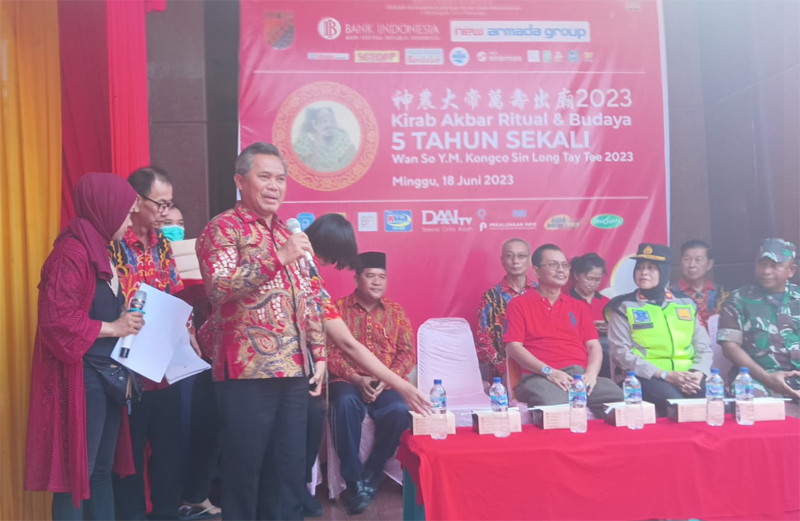 Dalam rangka percepatan dan perluasan digitalisasi daerah, Bank Indonesia Tegal meluncurkan 1.000 QRIS untuk tempat ibadah.