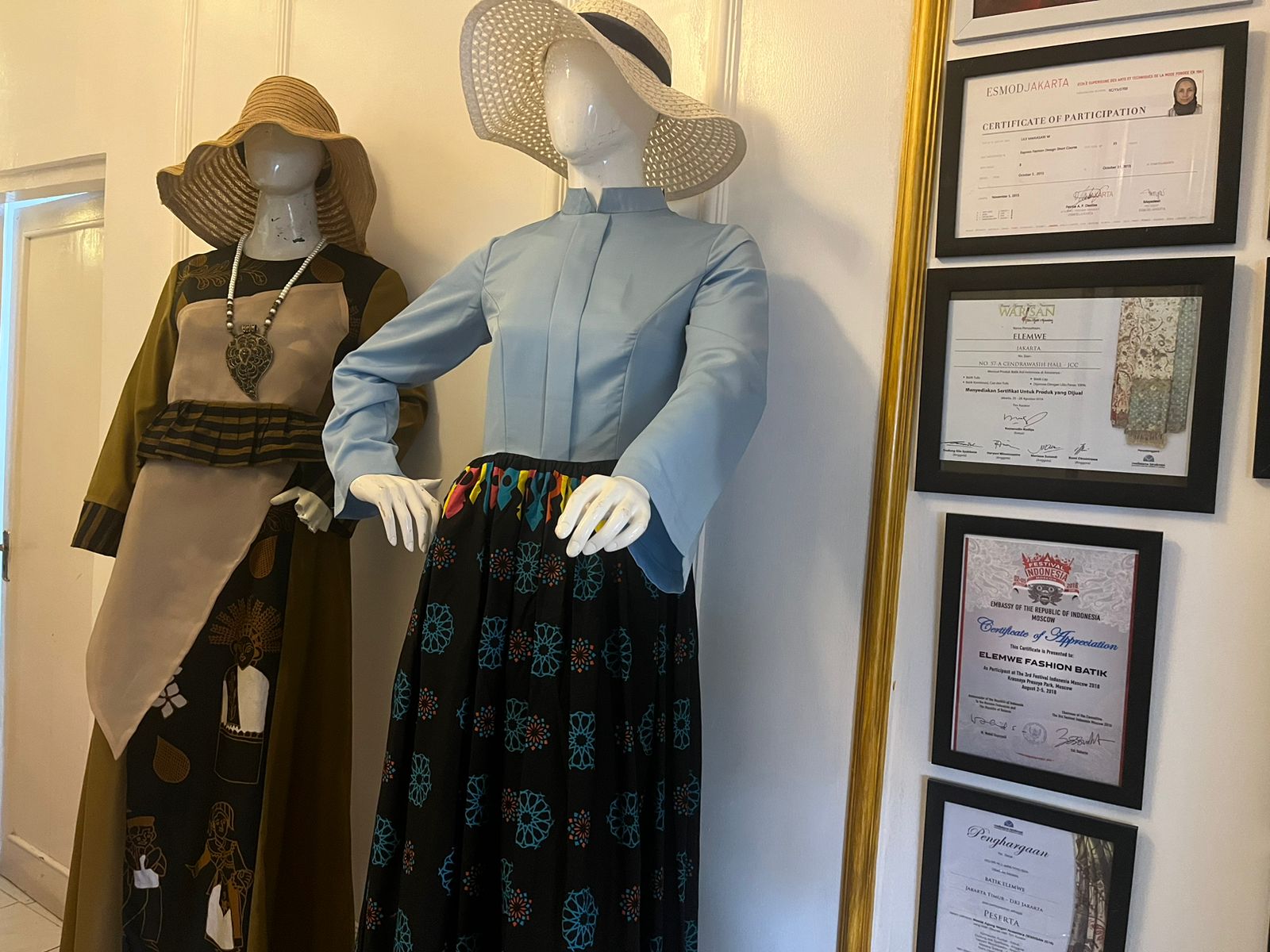 Ajari Ibu Rumah Tangga Membatik dan Eksplorasi Motif Betawi