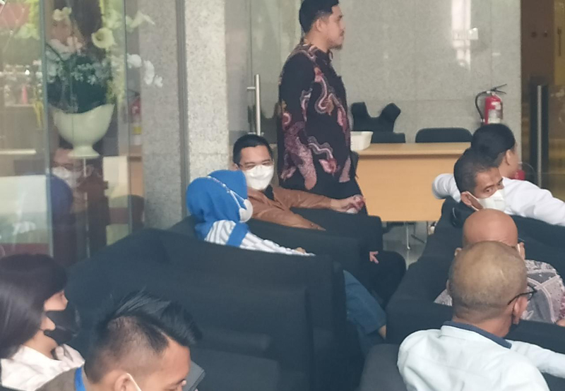 Mantan Komisaris Wika Beton Dadan Tri Yudianto memenuhi panggilan KPK terkait kasus dugaan suap penanganan perkara di MA.