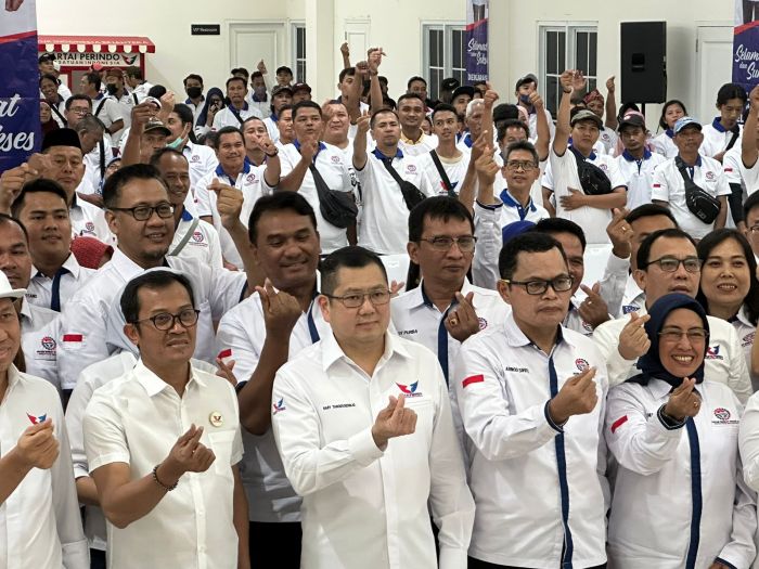 Hary Tanoesoedibjo meresmikan sayap baru Barisan Pekerja Persatuan Indonesia (Basperindo) di kantor DPP Partai Perindo